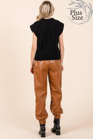 Curvy Cable Knit Sweater Vest in Black