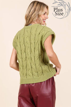 Curvy Cable Knit Sweater Vest in Avocado