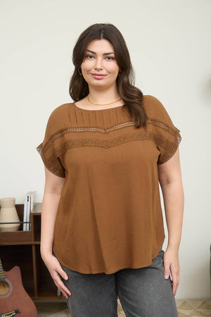 PLUS LACE TRIM PLEATED YOKE SHORT SLEEVE TOP : DUSTY TEAL