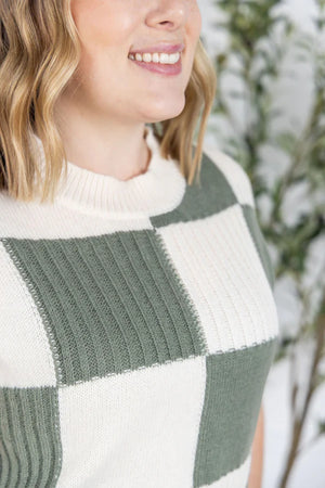 MM Checkered Short Sleeve Sweater Top in Sage