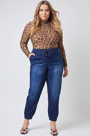 The Soft Life Jogger in Dark Wash