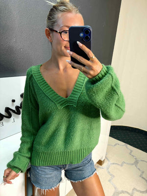Curvy Effortless Knit V-Neck Sweater