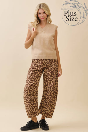 Curvy Classic V-Neck Sweater Vest in Chestnut