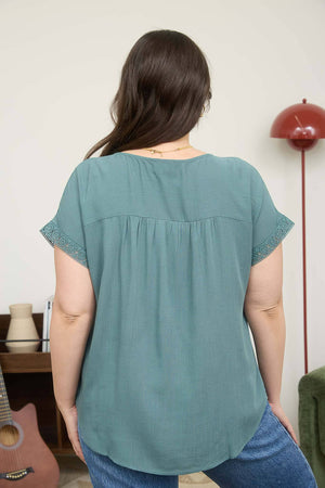 PLUS LACE TRIM PLEATED YOKE SHORT SLEEVE TOP : DUSTY TEAL