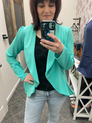 Daisy Textured Tank in Black