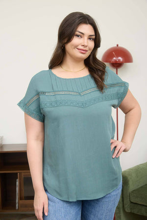 PLUS LACE TRIM PLEATED YOKE SHORT SLEEVE TOP : DUSTY TEAL