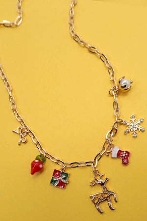 CHARM NECKLACE-RUDOLPH CHRISTMAS GIFT SOCKS BOW