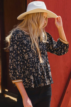 Ditsy Floral Printed Blouse in Black Floral S-3XL