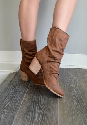 Very G Preston Boots in Tan