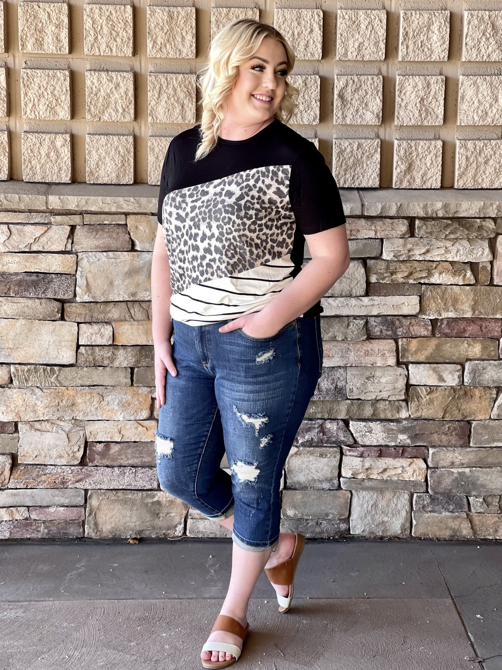 Crop It Like It's Hot Judy Blue Denim Capri Jeans