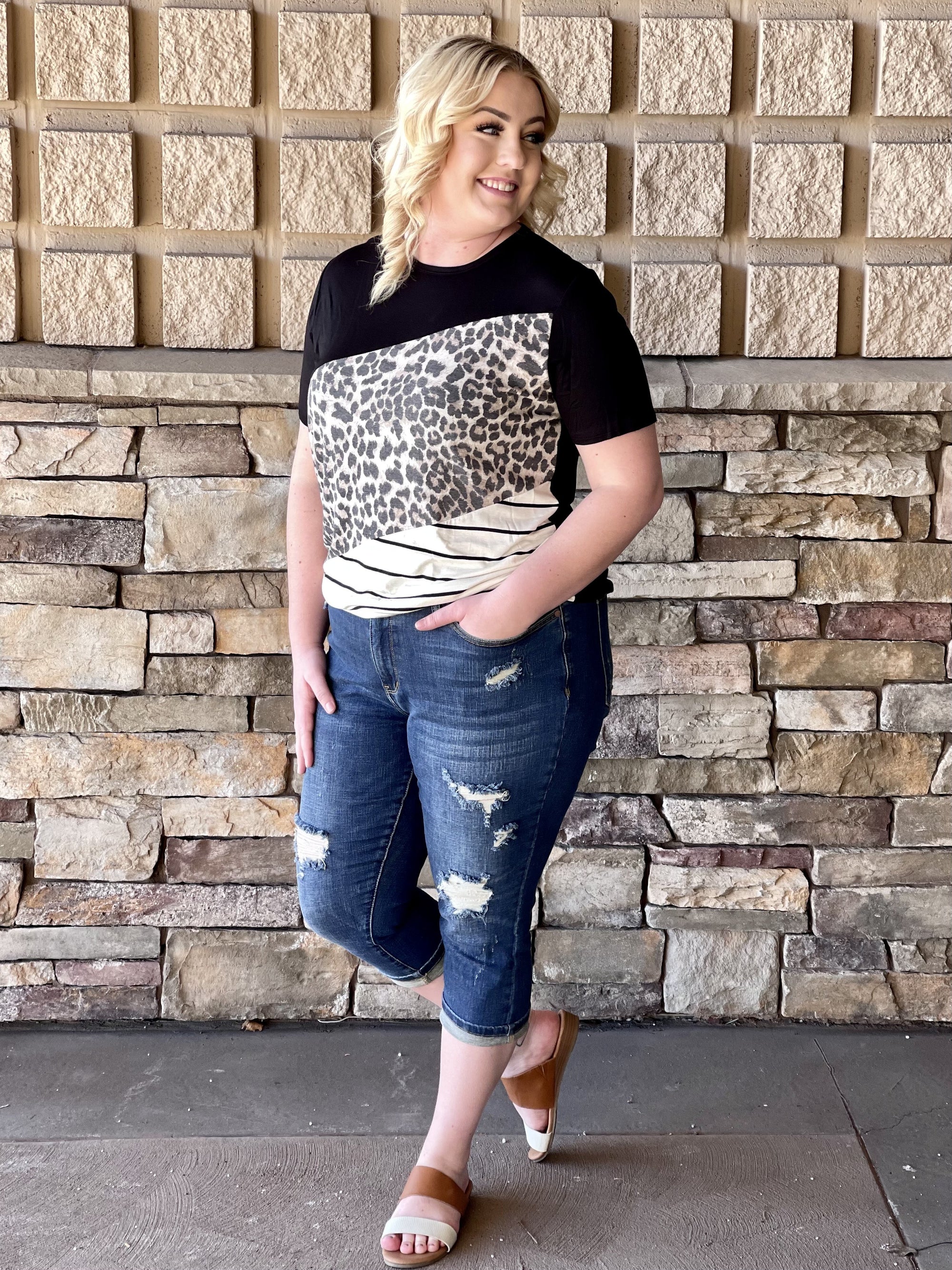 Crop It Like It's Hot Judy Blue Denim Capri Jeans